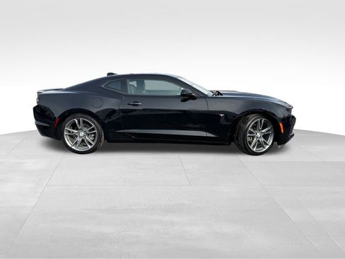 Used 2023 Chevrolet Camaro LT image 14