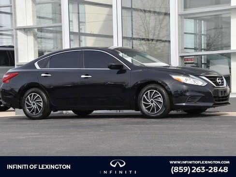 Used 2018 Nissan Altima 2.5 S w/ S Convenience Package FWD image 1