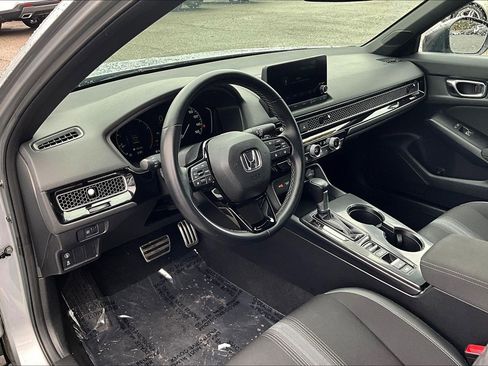 Used 2023 Honda Civic Sport image 13