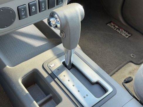 Used 2017 Nissan Frontier SV w/ SV Value Truck Package image 16