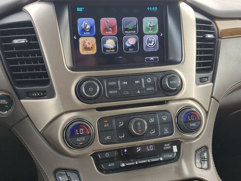 Used 2017 GMC Yukon Denali w/ Enhanced Security Package AWD/4WD image 22