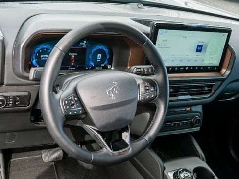 Used 2025 Ford Bronco Sport Outer Banks w/ Outer Banks Tech Package+ image 14