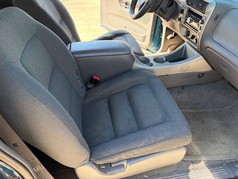 Used 2001 Ford Explorer Sport AWD/4WD image 9