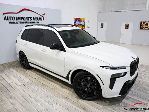 Used 2024 BMW X7 xDrive40i w/ M Sport Package image 27