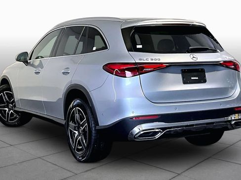 Used 2026 Mercedes-Benz GLC 300 4MATIC image 12