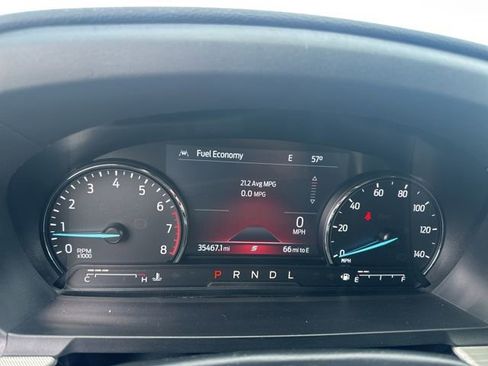 Used 2022 Ford Explorer XLT w/ Equipment Group 202A AWD/4WD image 8