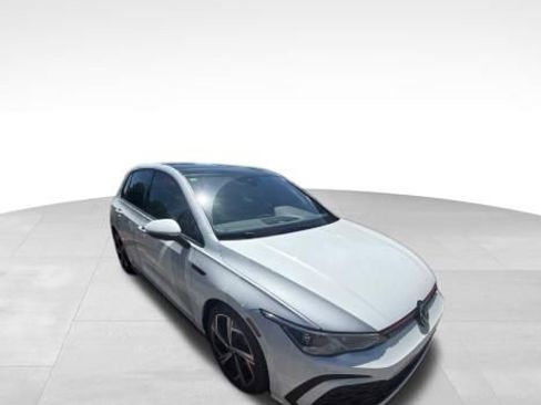 Used 2024 Volkswagen GTI SE FWD image 3