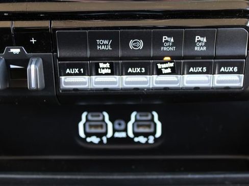 Used 2023 RAM 2500 Laramie AWD/4WD image 59