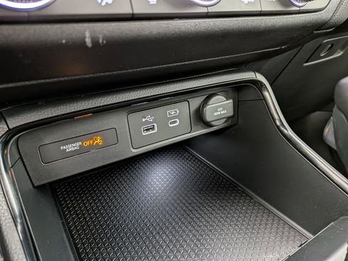 Used 2024 Honda CR-V Sport image 9