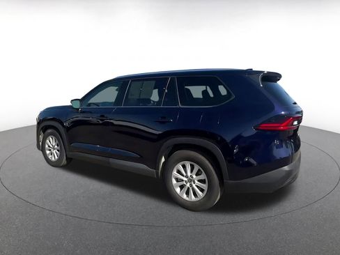 Used 2025 Toyota Grand Highlander FWD image 10