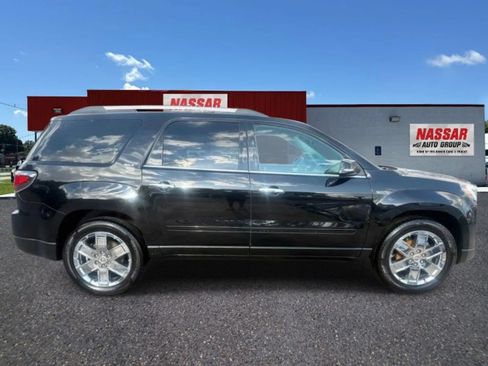 Used 2017 GMC Acadia Limited SLT AWD/4WD image 2