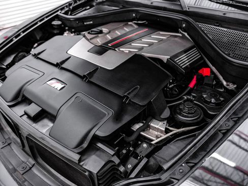 Used 2014 BMW X6 M image 43