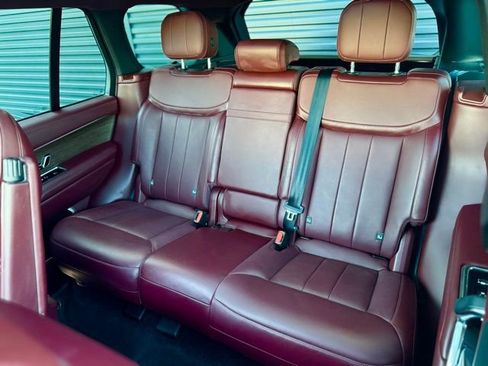 Used 2023 Land Rover Range Rover SE image 29