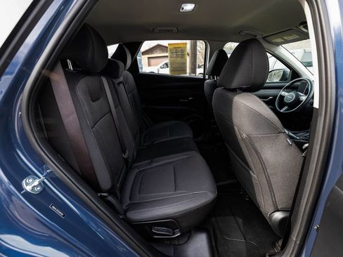 Used 2025 Hyundai Tucson SE image 30