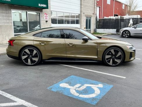 Used 2024 Audi e-tron GT Prestige w/ Prestige Package image 8