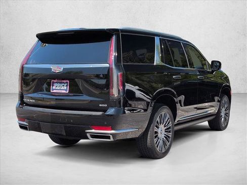 Used 2022 Cadillac Escalade Premium Luxury Platinum w/ Heavy-Duty Trailer Package AWD/4WD image 5