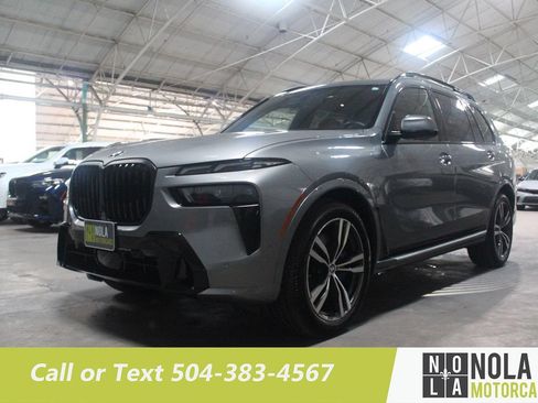 Used 2026 BMW X7 xDrive40i AWD/4WD image 1