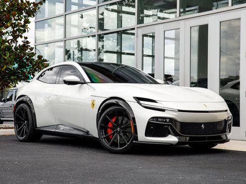 Used 2025 Ferrari Purosangue AWD/4WD image 23