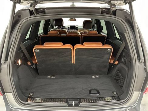 Used 2018 Mercedes-Benz GLS 550 4MATIC image 17