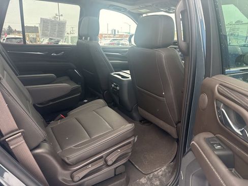 Used 2021 GMC Yukon Denali w/ Advanced Technology Package image 40