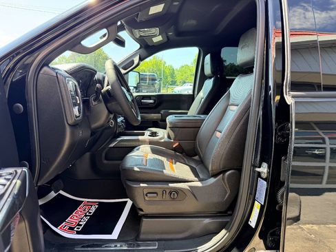 Used 2022 GMC Sierra 2500 AT4 w/ Gooseneck/5TH Wheel Package AWD/4WD image 18