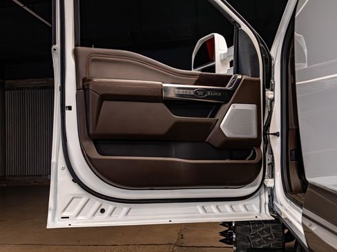 Used 2026 Ford F450 King Ranch w/ FX4 Off-Road Package AWD/4WD image 34