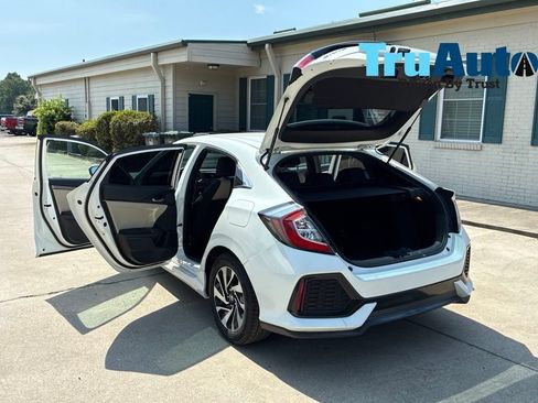 Used 2018 Honda Civic LX image 13