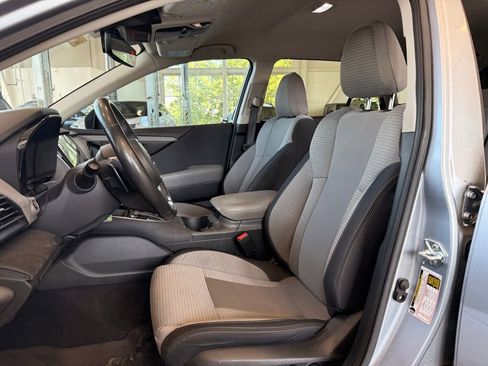 Used 2024 Subaru Outback Premium AWD/4WD image 9