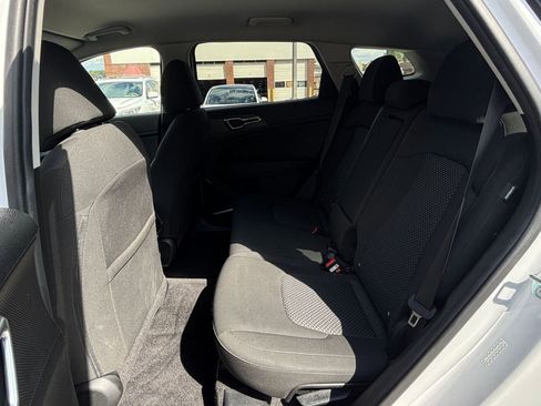 Used 2025 Kia Sportage LX image 26