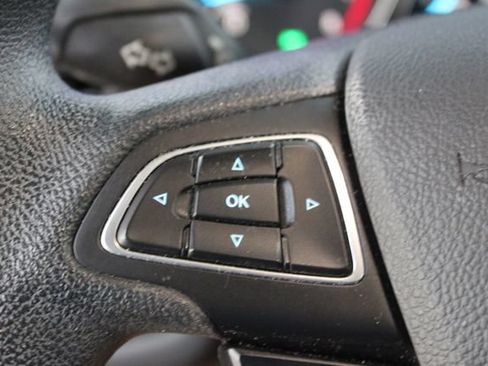 Used 2019 Ford Escape SE AWD/4WD image 16