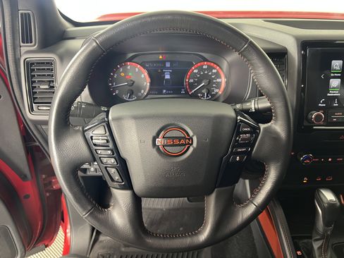 Used 2022 Nissan Frontier PRO-4X w/ Technology Package image 25