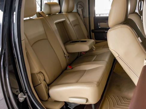 Used 2016 RAM 2500 Laramie image 33