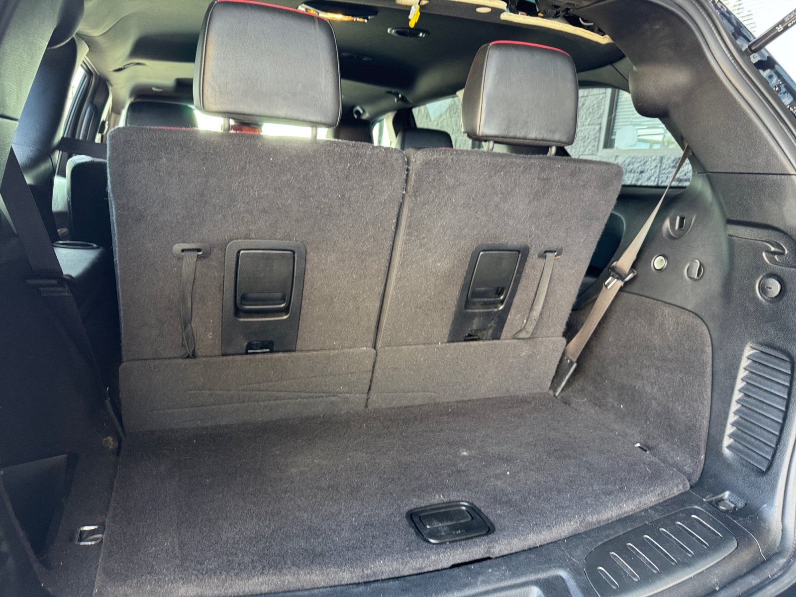 Used 2021 Dodge Durango R/T w/ Tow 'N Go Package AWD/4WD image 21