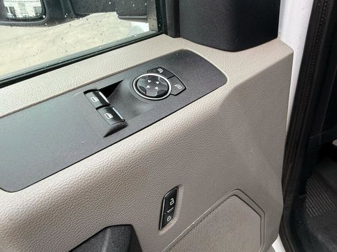 Used 2021 Ford F550 6.7L POWERSTROKE DIESEL 9' DUM w/ Power Equipment Group image 23