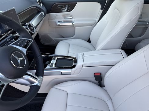 New 2026 Mercedes-Benz GLB 250 image 22