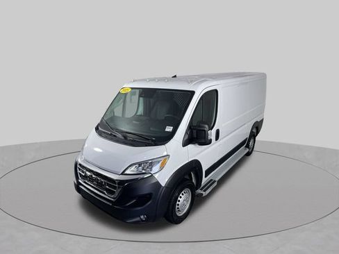 Used 2025 RAM ProMaster 2500 w/ U-Haul Equipment Group FWD image 41
