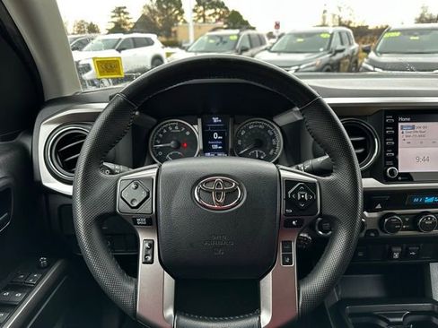 Used 2023 Toyota Tacoma SR5 AWD/4WD image 13