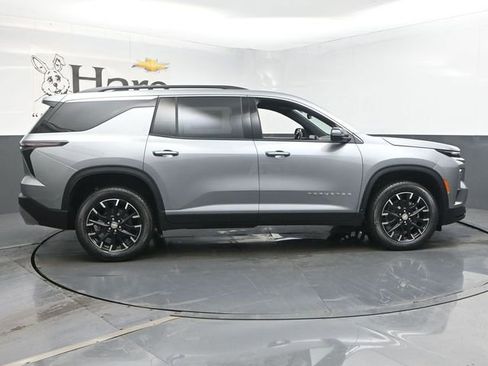 New 2026 Chevrolet Traverse LT image 16