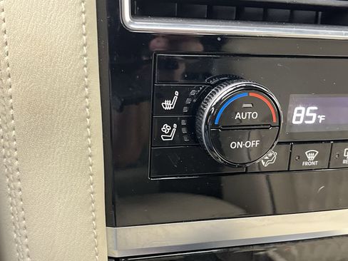 Used 2023 INFINITI QX80 Sensory w/ Cargo Package image 25