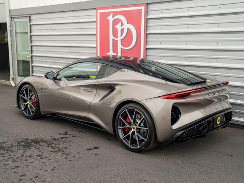 Used 2024 Lotus Emira First Edition image 38