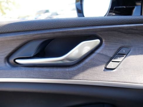 Certified 2025 Jeep Grand Cherokee L Limited w/ Luxury Tech Group II image 39