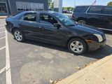 Used 2007 Ford Fusion SE image 2