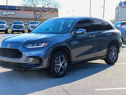 Used 2025 Honda HR-V EX-L image 6