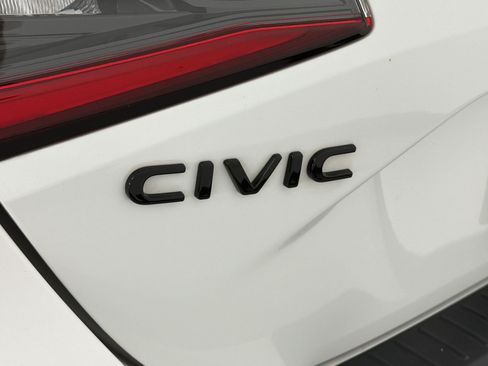 Used 2024 Honda Civic Sport Touring image 35