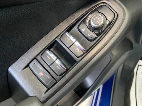 Used 2024 Subaru Crosstrek 2.5i Limited AWD/4WD image 10