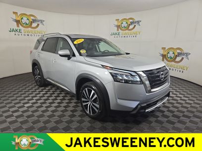 Used 2023 Nissan Pathfinder Platinum