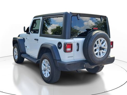 Used 2023 Jeep Wrangler Sport AWD/4WD image 4