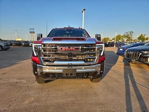 Used 2024 GMC Sierra 2500 SLT w/ SLT Premium Package image 9