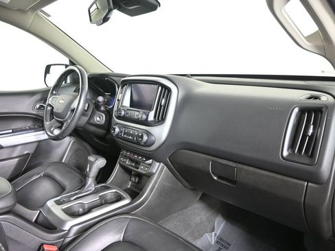 Used 2021 Chevrolet Colorado LT w/ Safety Package AWD/4WD image 15