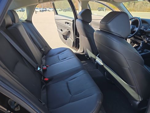 Used 2024 Honda Accord Touring image 11